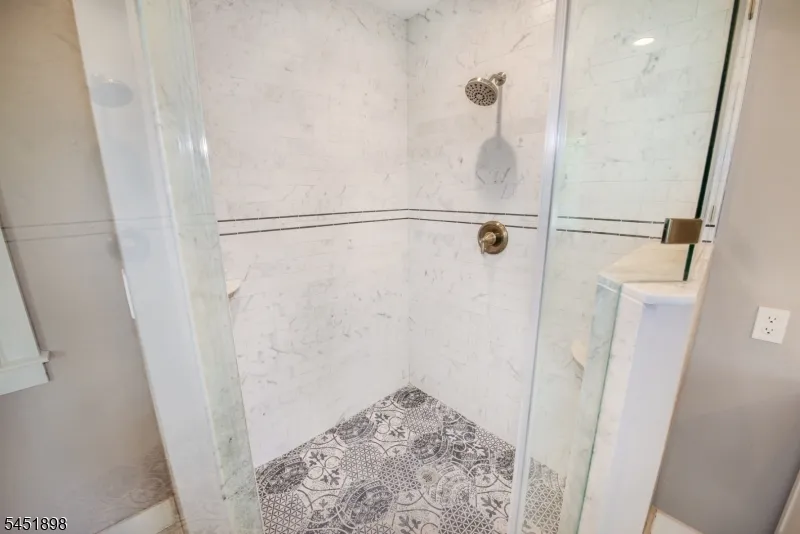 159 Mountainside Rd Mendham, NJ 07945