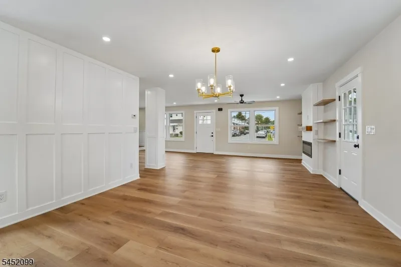 324 Thomas Ave Lyndhurst, NJ 07071