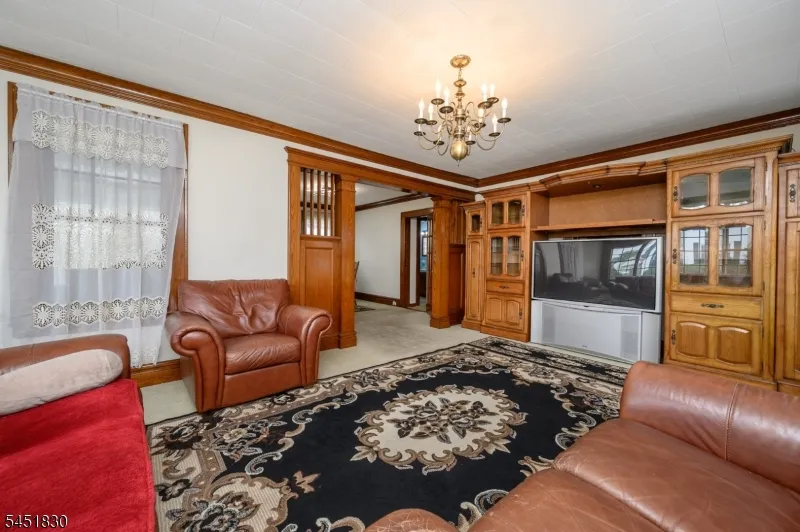 938 Ray Ave Union, NJ 07083