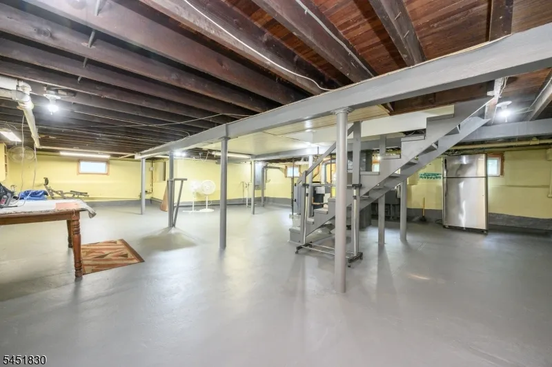938 Ray Ave Union, NJ 07083