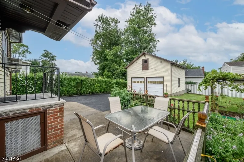 938 Ray Ave Union, NJ 07083
