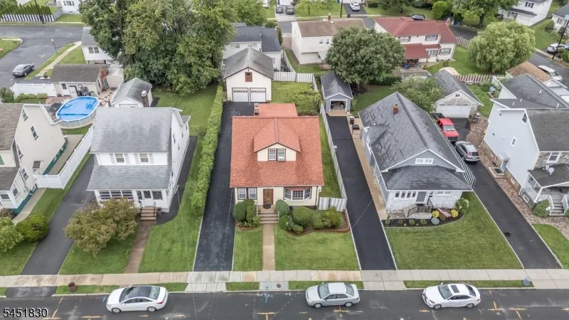 938 Ray Ave Union, NJ 07083