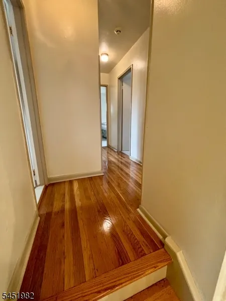 114 Sandra Dr Totowa, NJ 07512