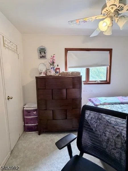 114 Sandra Dr Totowa, NJ 07512