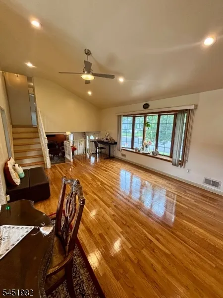 114 Sandra Dr Totowa, NJ 07512