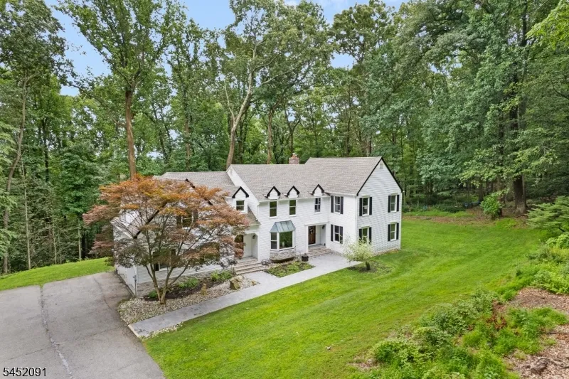 31 Warren Cutting Chester, NJ 07930