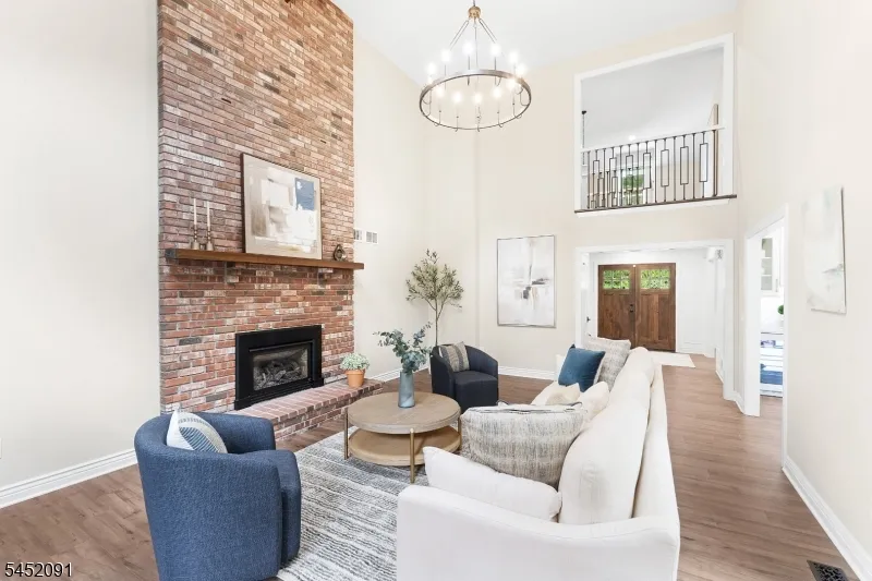 31 Warren Cutting Chester, NJ 07930