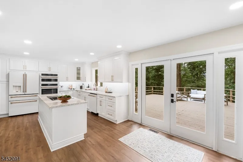 31 Warren Cutting Chester, NJ 07930