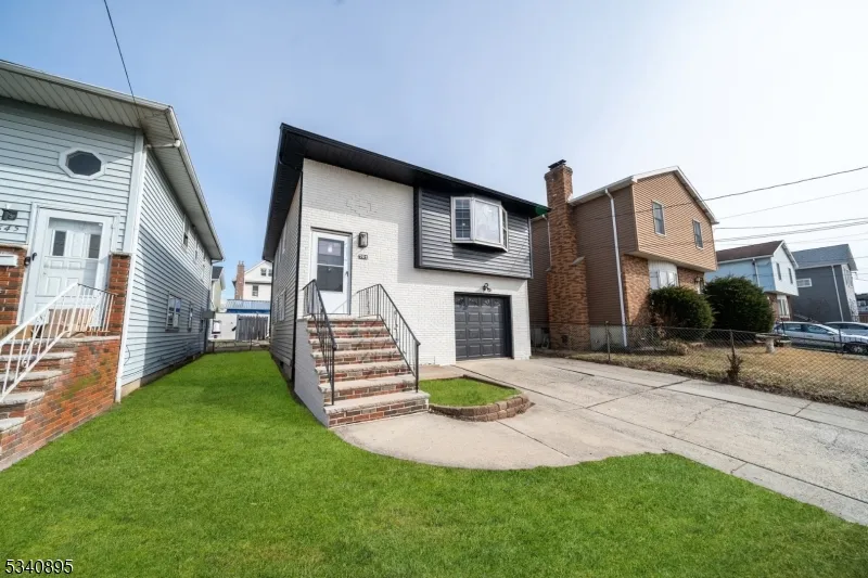 701 Mccandless Place Linden City, NJ 07036