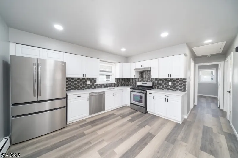 701 Mccandless Place Linden City, NJ 07036