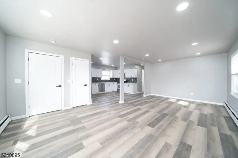 701 Mccandless Place Linden City, NJ 07036