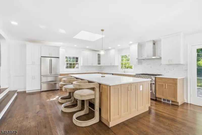 1379 Blair Ct Bridgewater, NJ 08807