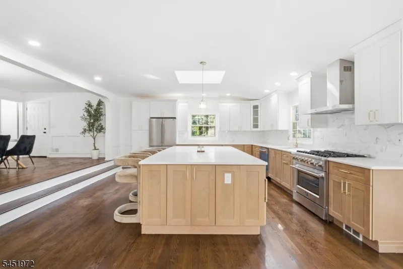 1379 Blair Ct Bridgewater, NJ 08807