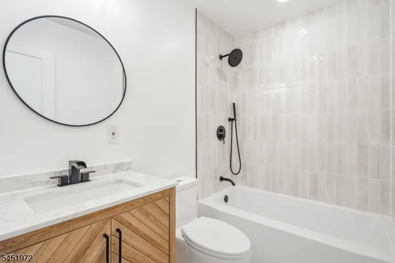 1379 Blair Ct Bridgewater, NJ 08807