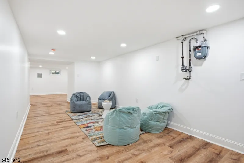 1379 Blair Ct Bridgewater, NJ 08807