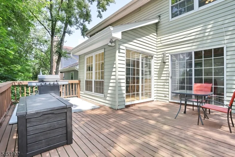 14 Birdseye Cir Wayne, NJ 07470