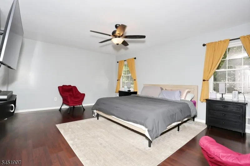14 Birdseye Cir Wayne, NJ 07470