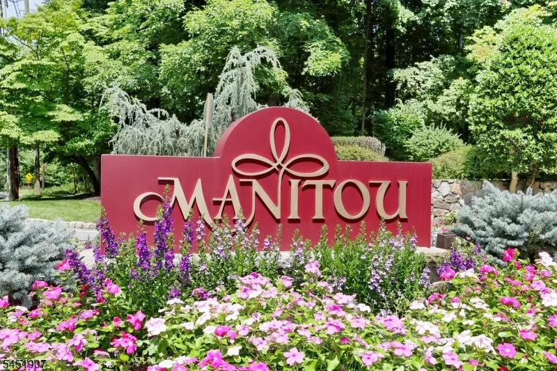 14 Birdseye Cir Wayne, NJ 07470