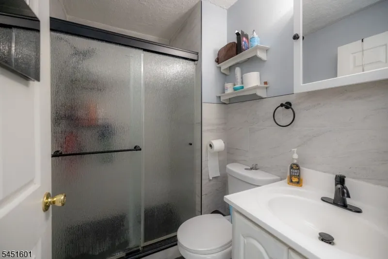 1150 W St George B23B023 #2 Unit 2 Linden City, NJ 07036