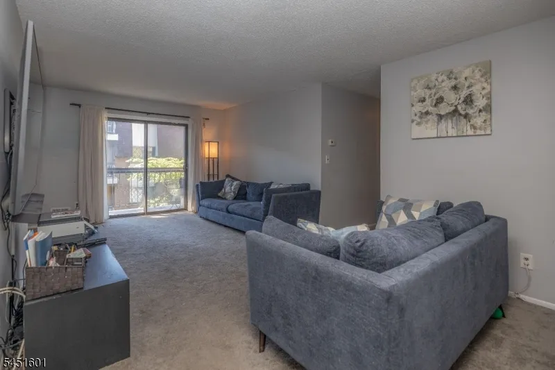 1150 W St George B23B023 #2 Unit 2 Linden City, NJ 07036