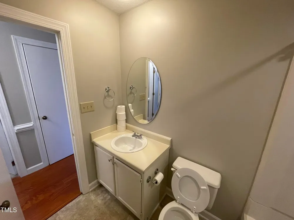 300 W Woodcroft Parkway #33b Durham, NC 27713