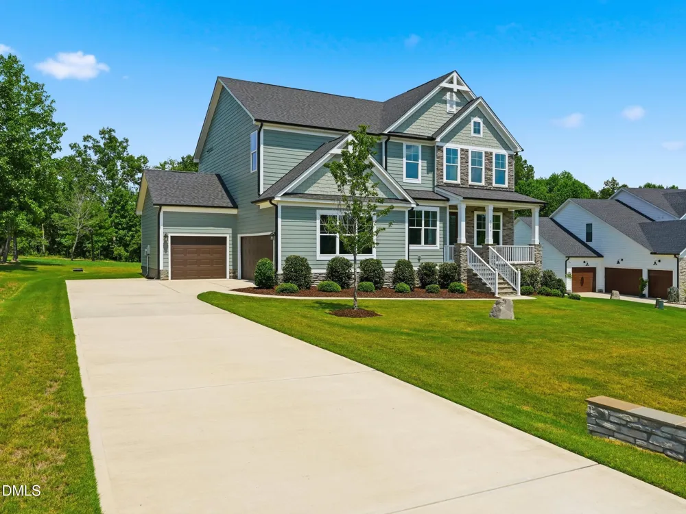 2804 Arrowsmith Drive Fuquay Varina, NC 27526