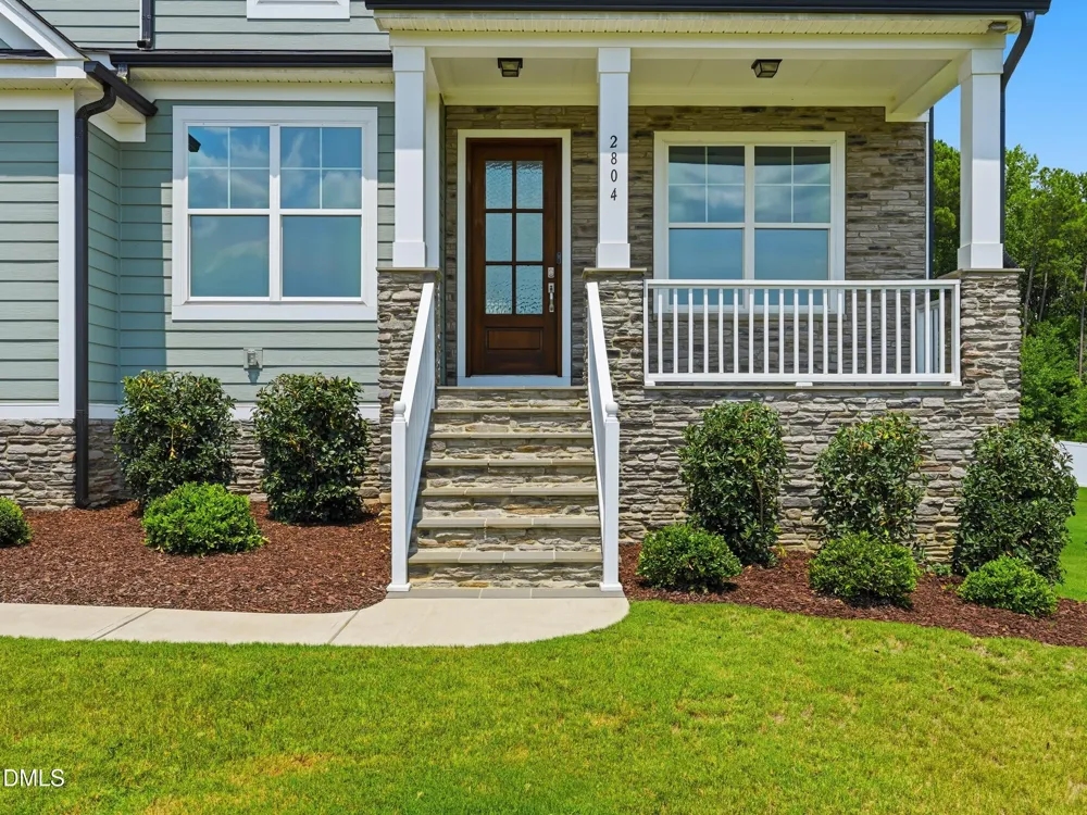 2804 Arrowsmith Drive Fuquay Varina, NC 27526