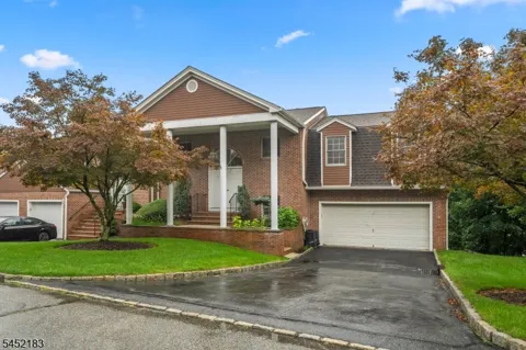 8 Beacon Hill Commons #8 Unit 8