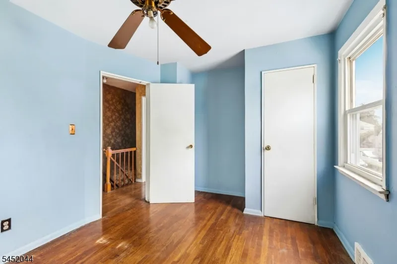 721 Union St Linden City, NJ 07036