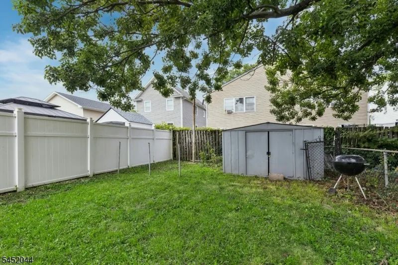 721 Union St Linden City, NJ 07036