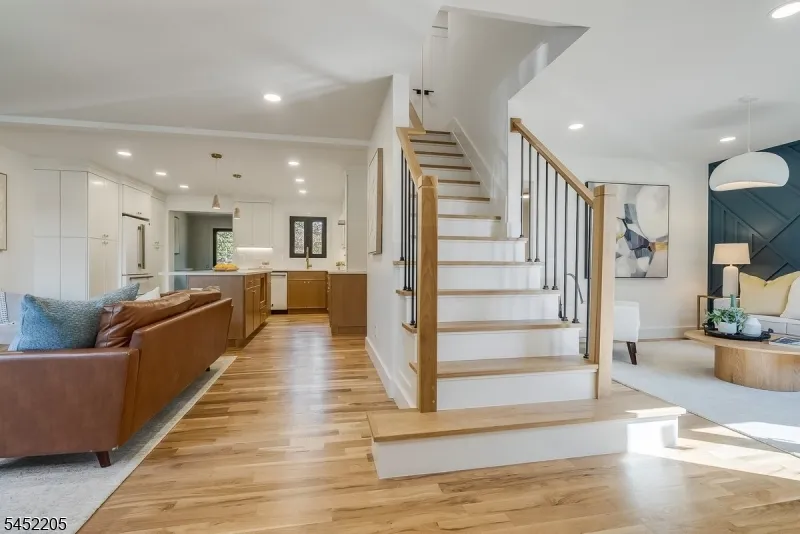 17 Berdan Ave Fair Lawn, NJ 07410