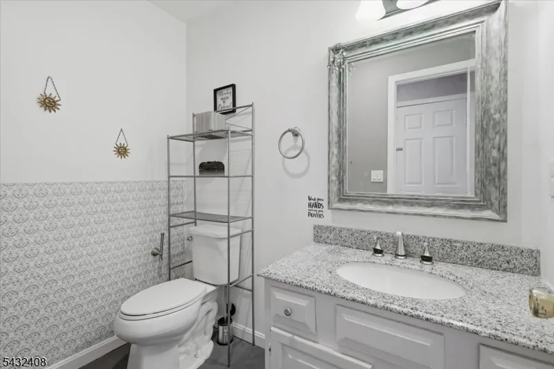 112 Knob Hill Rd Washington, NJ 07840