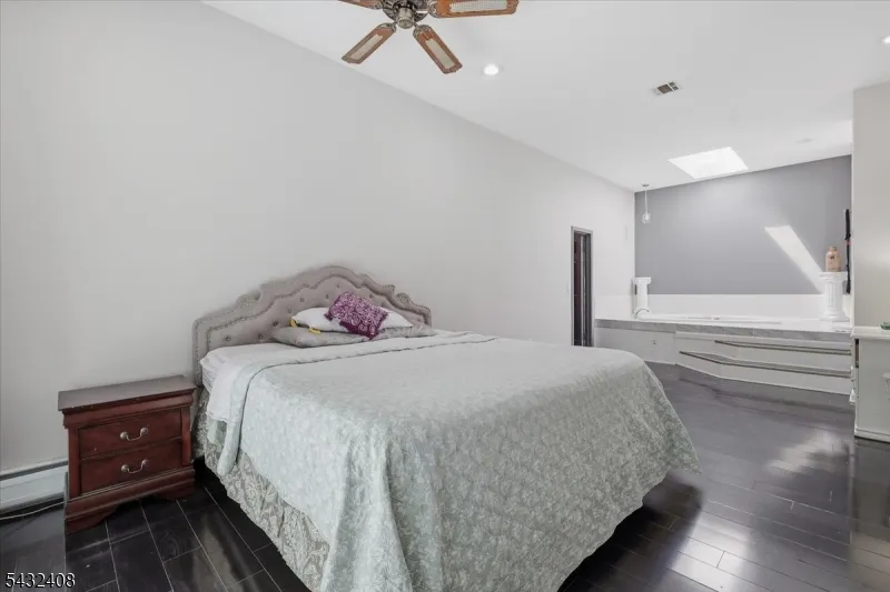 112 Knob Hill Rd Washington, NJ 07840