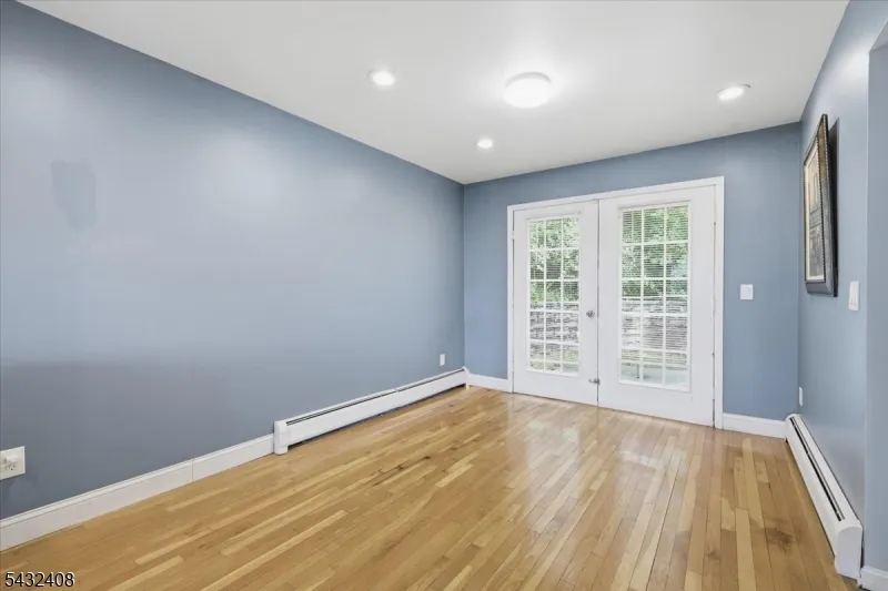 112 Knob Hill Rd Washington, NJ 07840