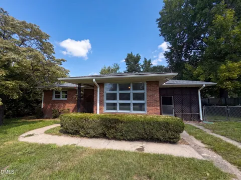 5206 Sumac Circle