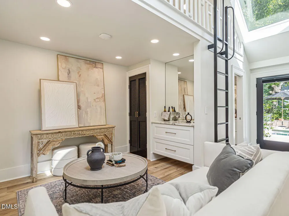 15 Henderson Street Raleigh, NC 27607