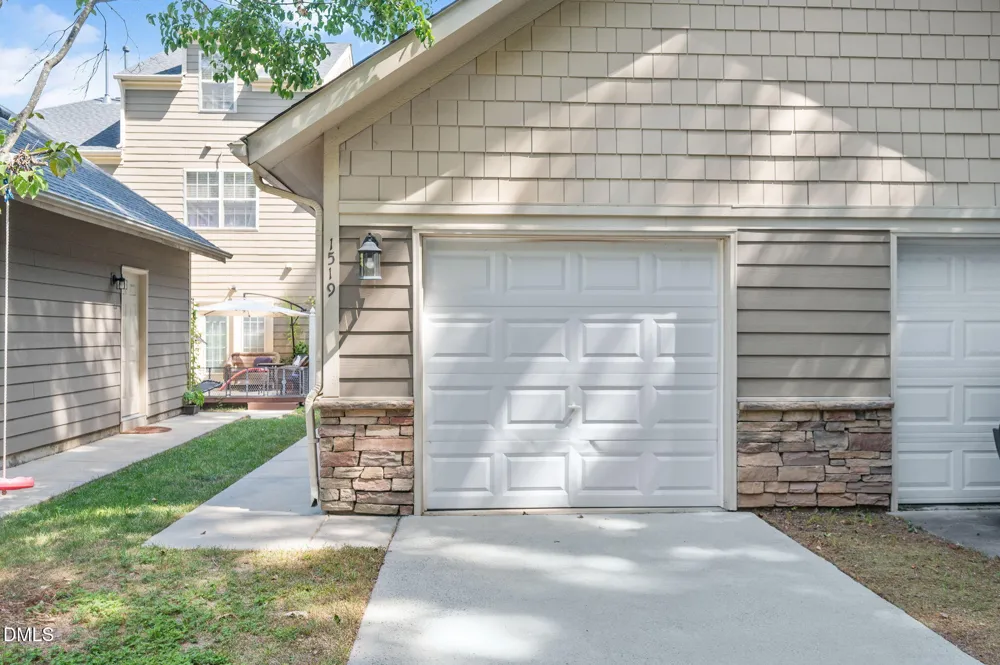 1519 Waterland Drive Apex, NC 27502