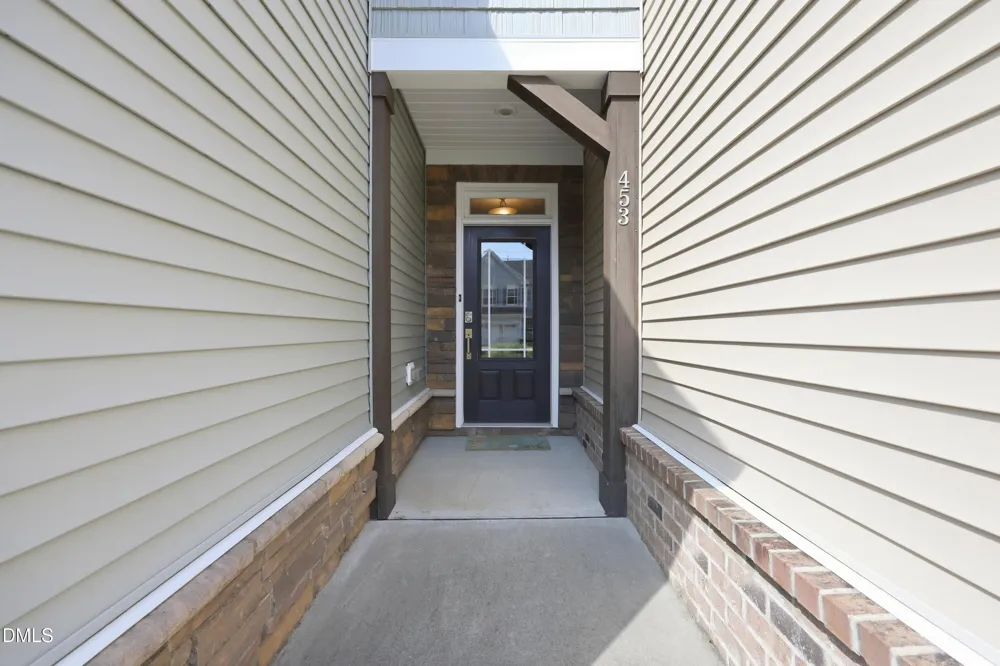 453 Summit Trail Drive Hillsborough, NC 27278