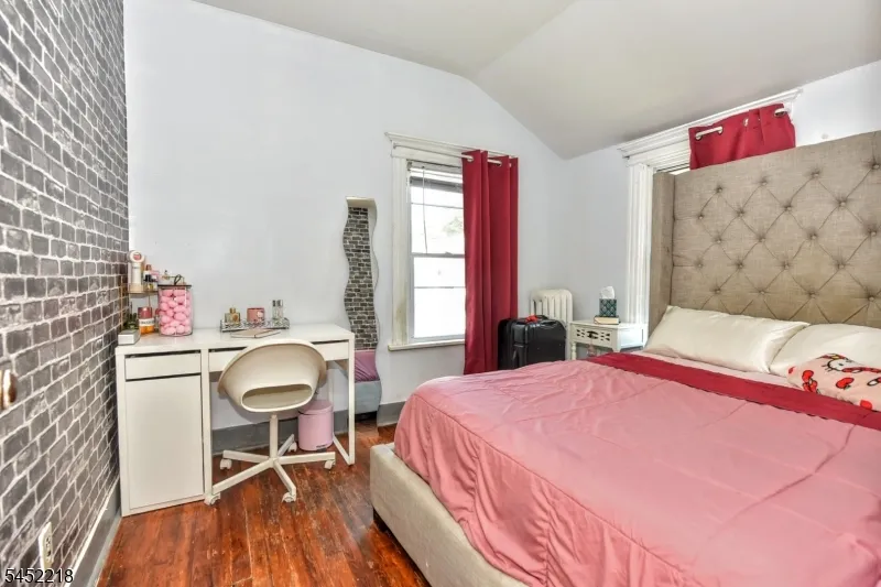 257 Epps Ave Englewood City, NJ 07631