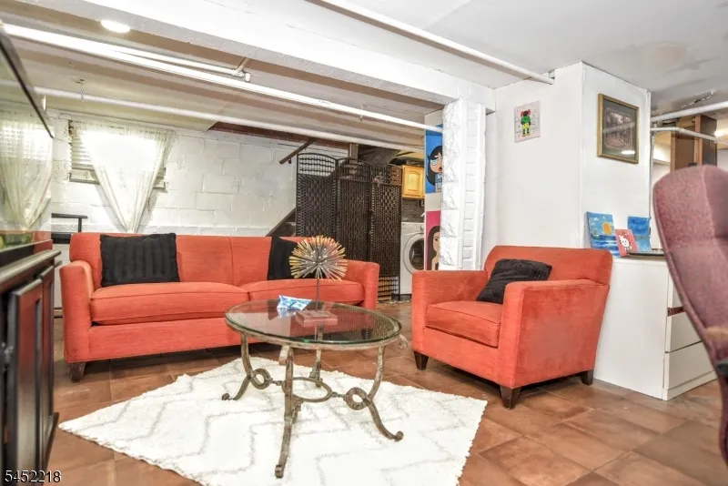 257 Epps Ave Englewood City, NJ 07631