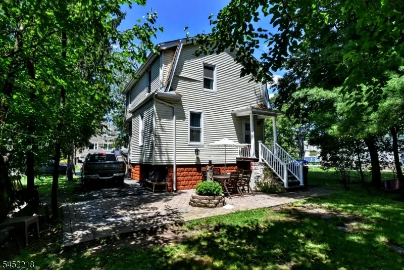 257 Epps Ave Englewood City, NJ 07631