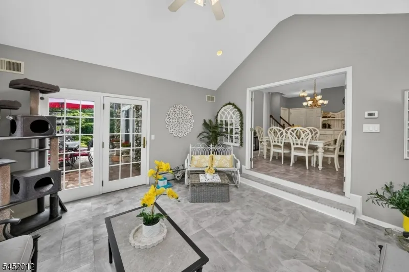 26 Shy Creek Rd Alexandria, NJ 08867