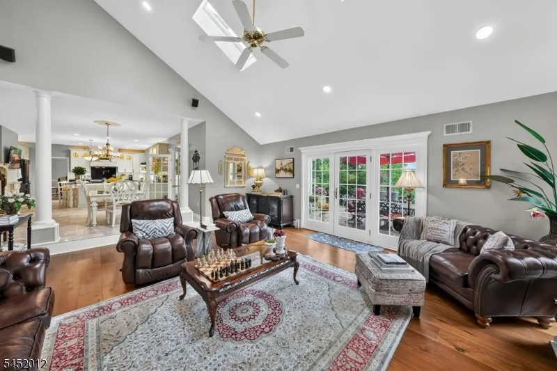 26 Shy Creek Rd Alexandria, NJ 08867