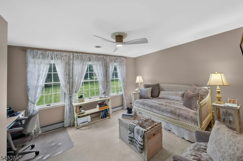 26 Shy Creek Rd Alexandria, NJ 08867