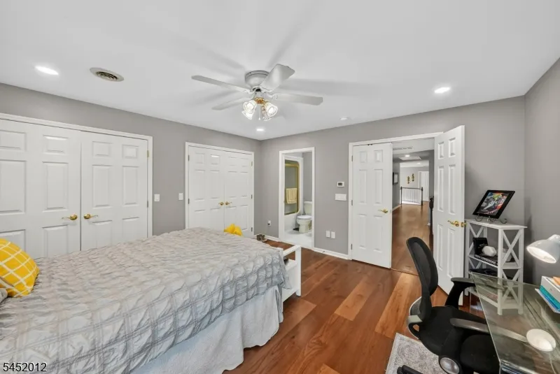 26 Shy Creek Rd Alexandria, NJ 08867