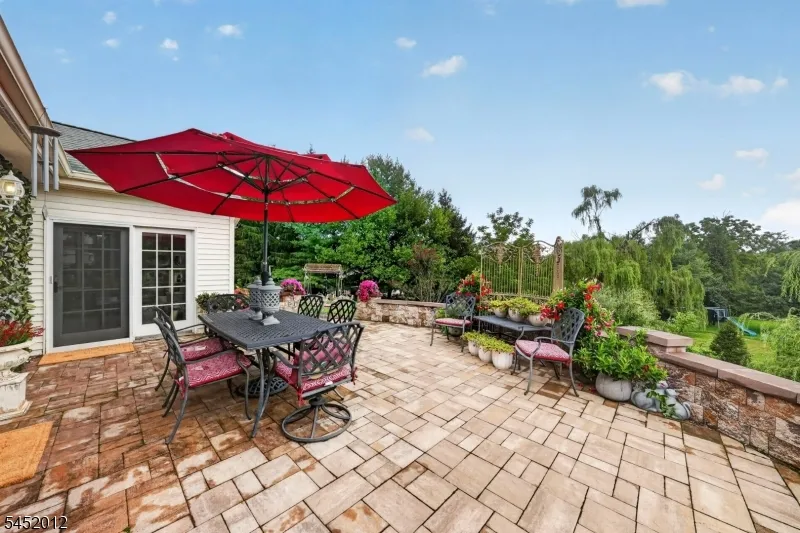 26 Shy Creek Rd Alexandria, NJ 08867