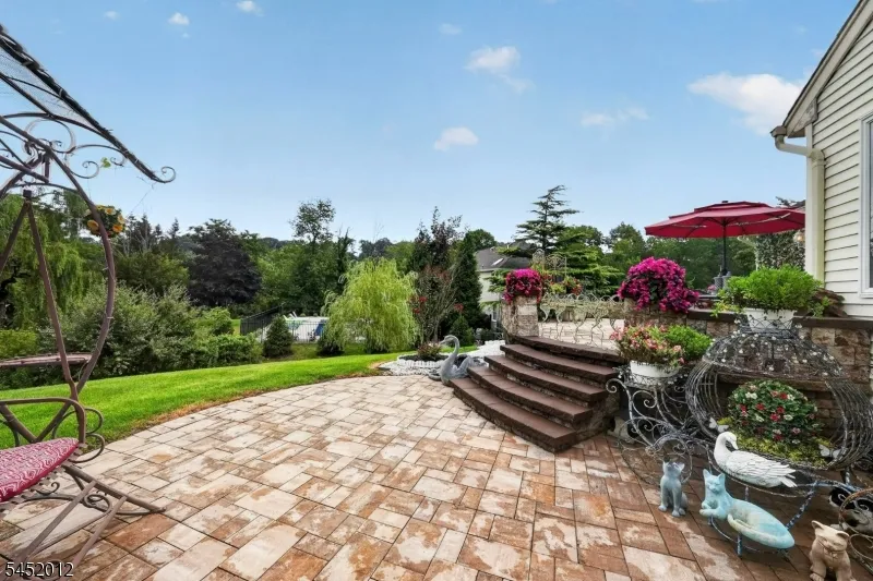 26 Shy Creek Rd Alexandria, NJ 08867