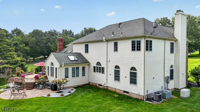 26 Shy Creek Rd Alexandria, NJ 08867