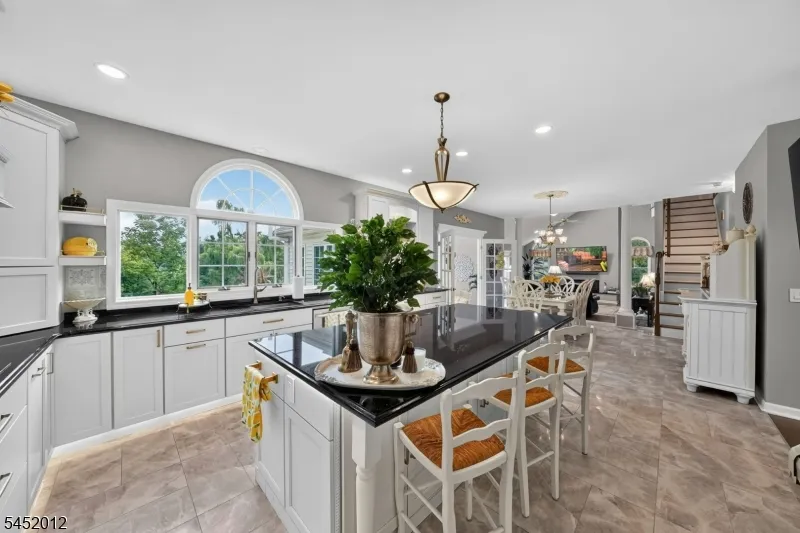 26 Shy Creek Rd Alexandria, NJ 08867