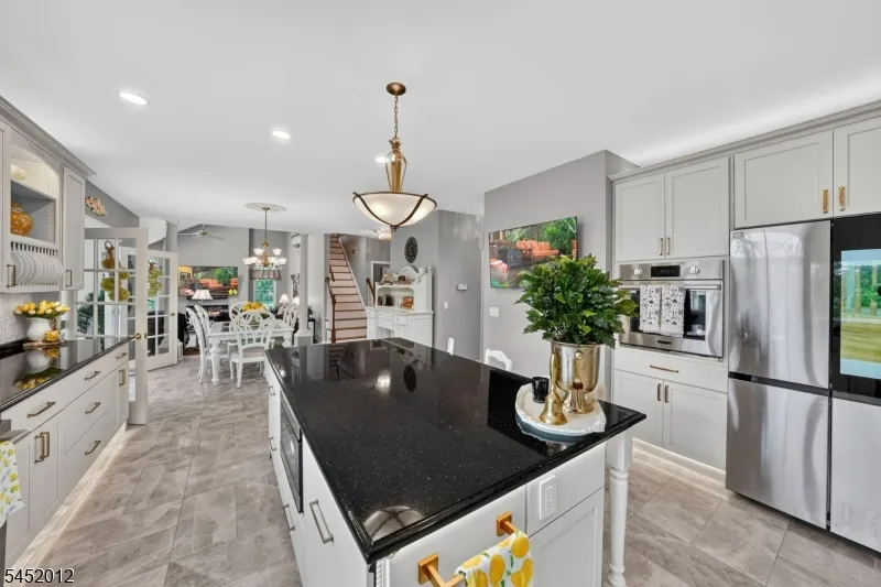 26 Shy Creek Rd Alexandria, NJ 08867